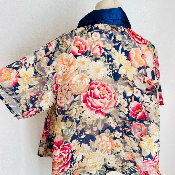 Vintage Victoria's Secret Sheer Loose Floral Sleep Top Slip Size S - Picture 6 of 9